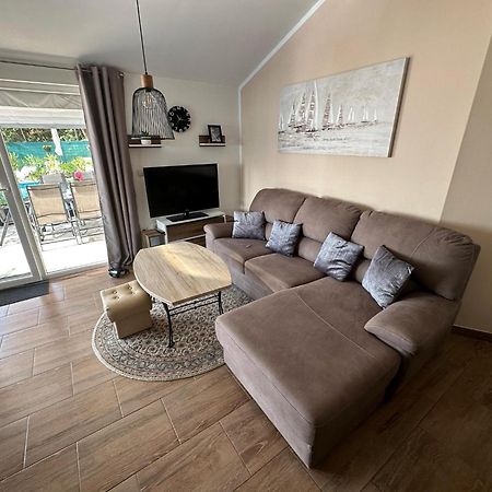 Apartments Kroatien Lovran Rom bilde