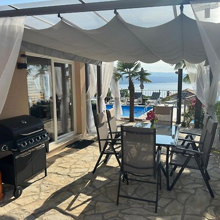 Apartments Kroatien Lovran Rom bilde