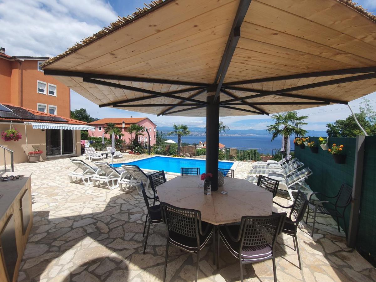 Apartments Kroatien Lovran Eksteriør bilde