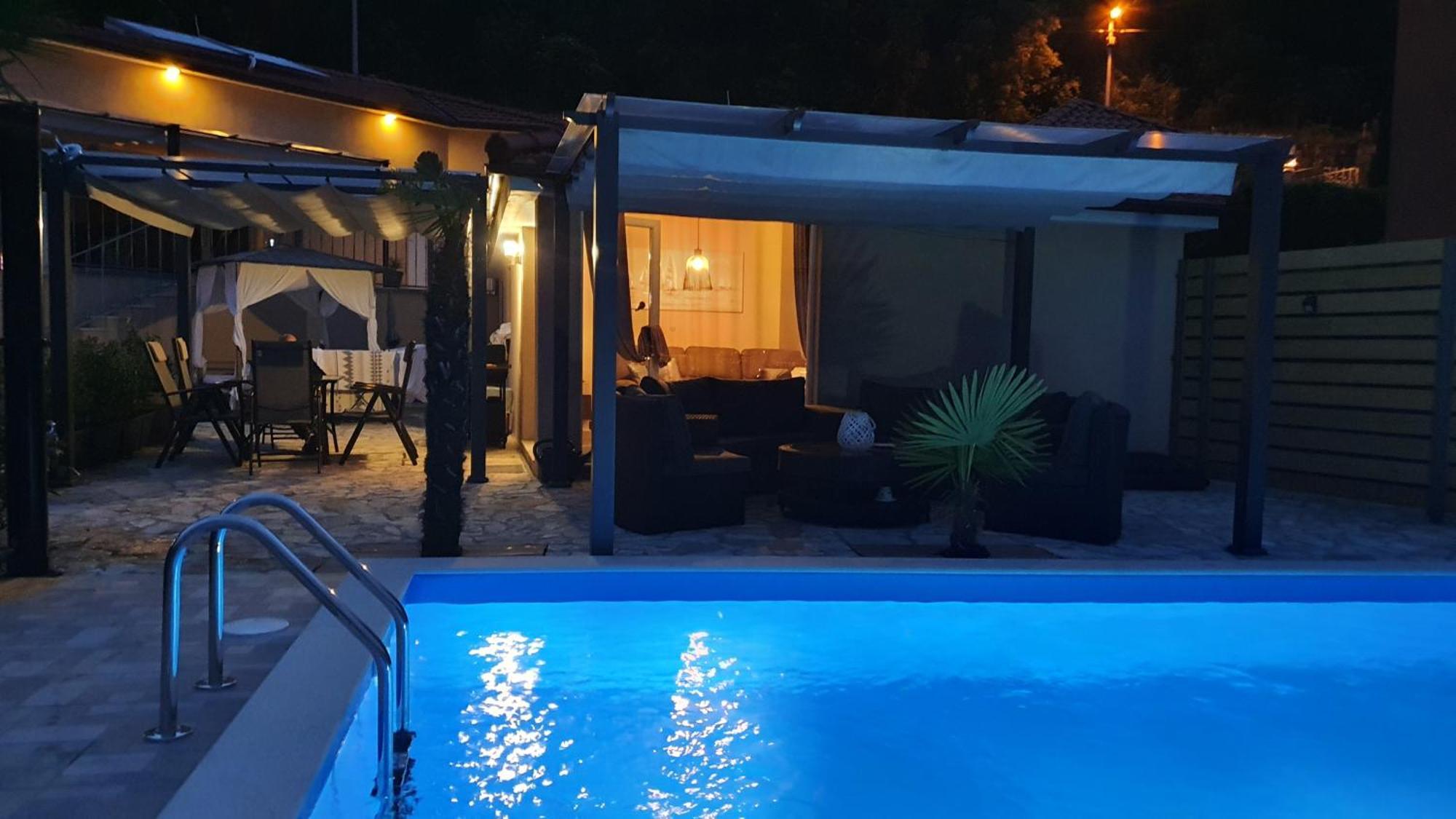 Apartments Kroatien Lovran Rom bilde